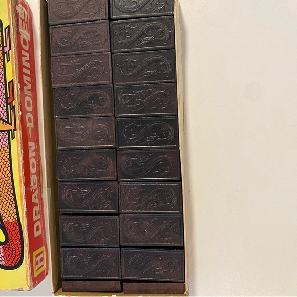 Vintage Halsam Dragon Dominoes Set - Picture 3 of 7